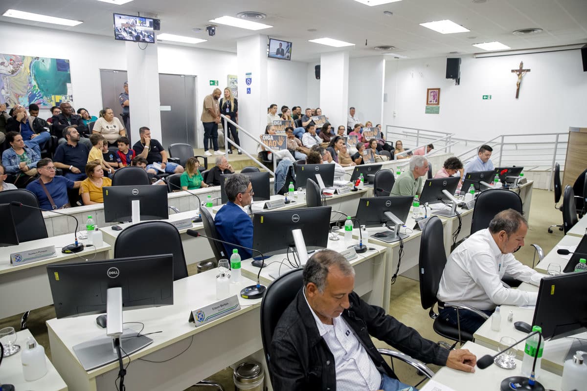 Câmara conclui votação sobre escala 12x36 e nova unidade de saúde